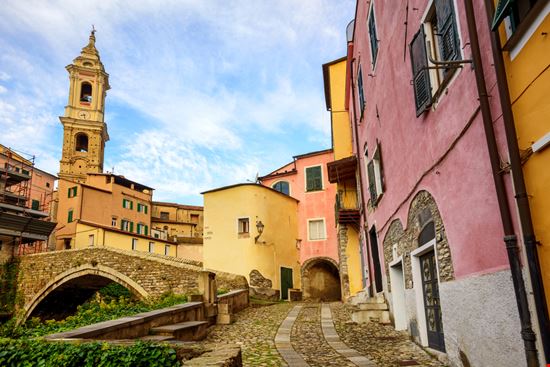 Dolcedo Dolcedo Boris Stroujko - Shutterstock.com 