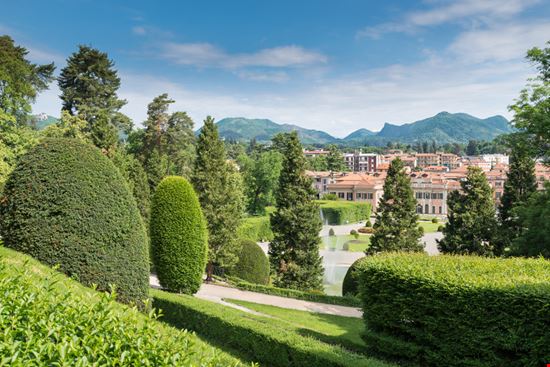 Giardini estensi Giardini estensi AleMasche72 - Shutterstock.com 