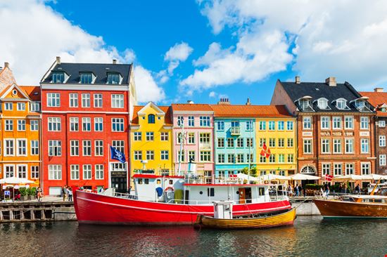 Nyhavn Nyhavn Olga Gavrilova / Shutterstock.com 
