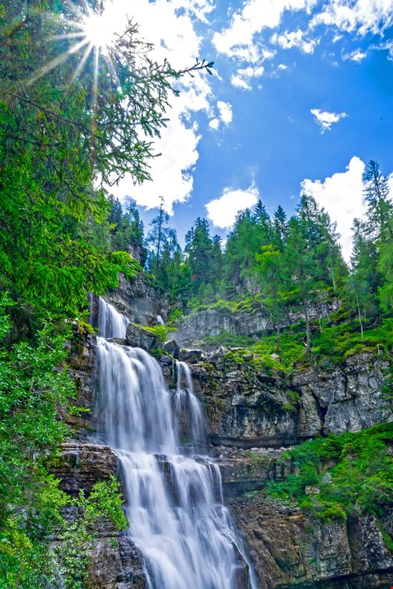 Madonna di Campiglio Cascate Vallesinella stock.adobe.com 