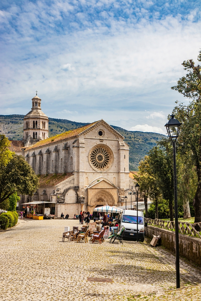 Abbazia di Fossanova