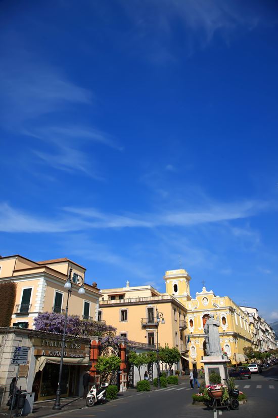 Tasso square Sorrento stock.adobe.com 