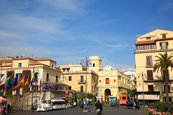 Tasso square Sorrento stock.adobe.com 