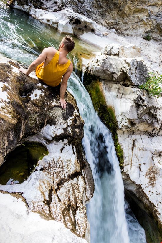 Gole di San Venanzio Canyon d'Abruzzo stock.adobe.com 