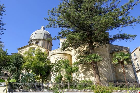 Tropea Cattedrale stock.adobe.com 