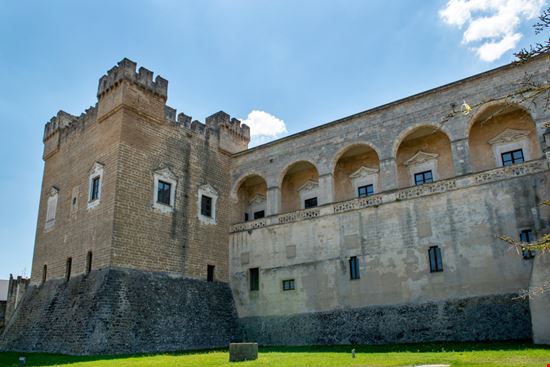 Castello Normanno-Svevo Castello Normanno-Svevo Gedeminas777 - Shutterstock.com 