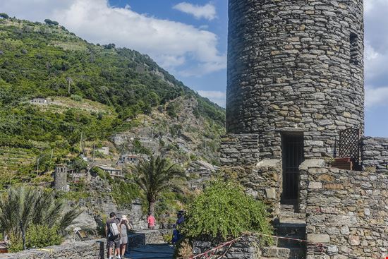 Vernazza Castello Doria stock.adobe.com 