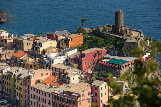 Vernazza Castello Doria stock.adobe.com 