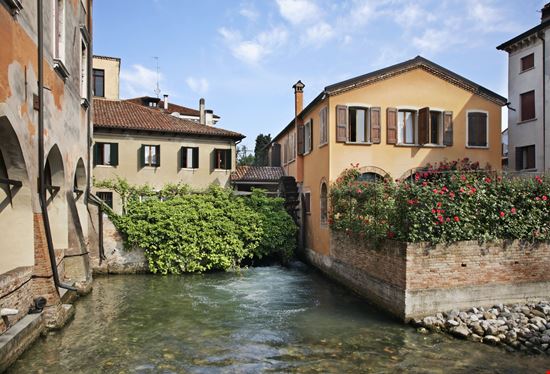 Treviso Canali stock.adobe.com 