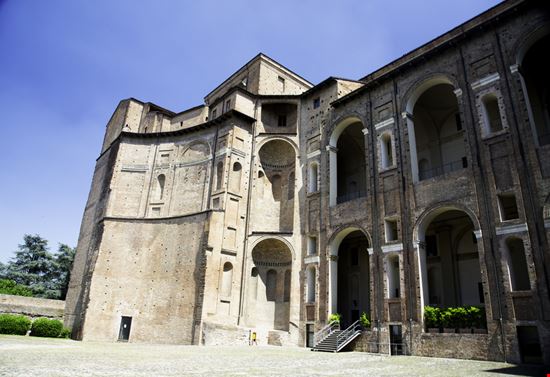 Palazzo Farnese Palazzo Farnese Fabio Alcini / Shutterstock.com 