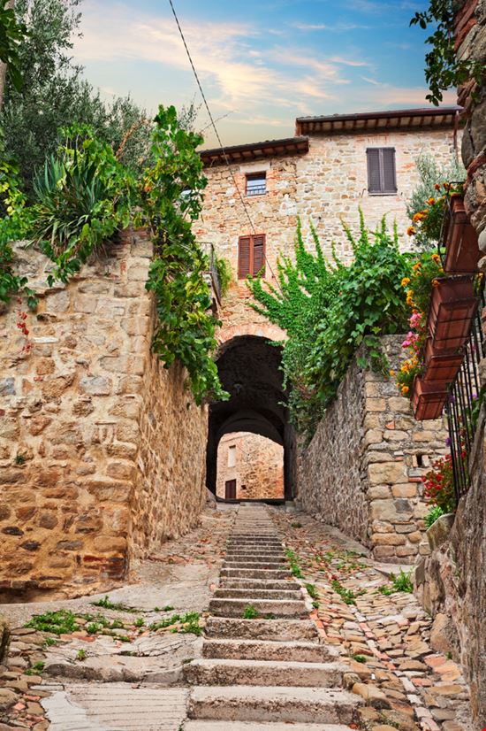 Gualdo Cattaneo Gualdo Cattaneo ermess - Shutterstock.com 