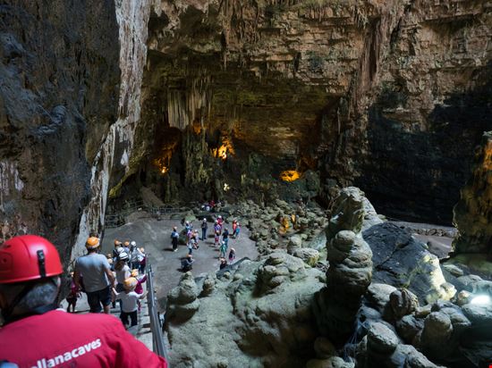 Grotte di Castellana Grotte di Castellana Giovanni G / Shutterstock.com 