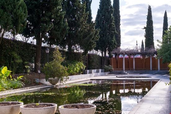 Il giardino botanico La Concepción Il giardino botanico La Concepción Roberto Sorin - Shutterstock.com 