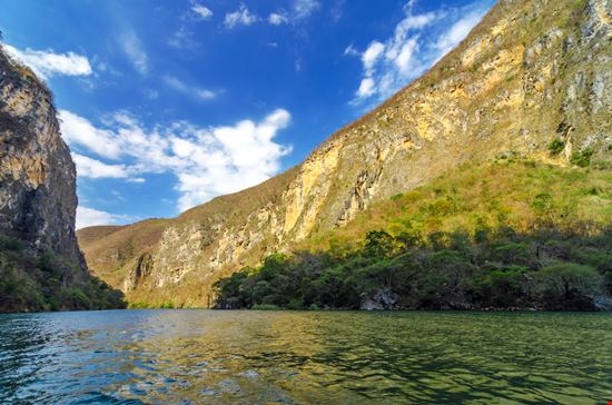 canion del sumidero canion del sumidero Jess Kraft - Shutterstock.com 