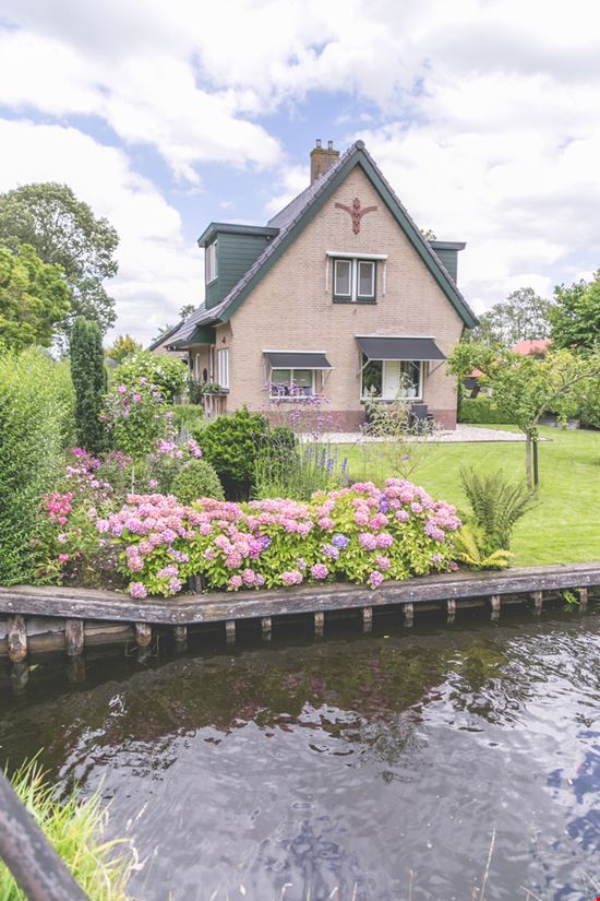 424010309180333_Giethoorn_754272163 424010309180333_Giethoorn_754272163  