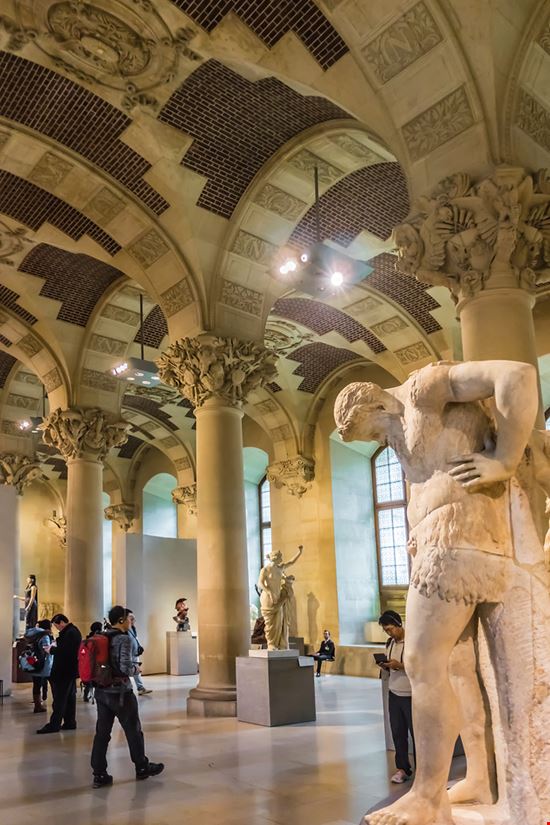 Museo del Louvre Museo del Louvre Kiev.Victor / Shutterstock.com 