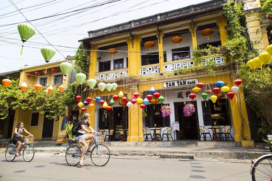 Hoi An Hoi An Ovu0ng / Shutterstock.com 