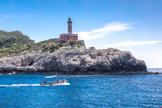 Faro di Punta Carena Faro di Punta Carena jackbolla - Shutterstock.com 
