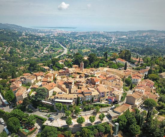 Mougins Mougins Nigel savory - Istockphoto.com 