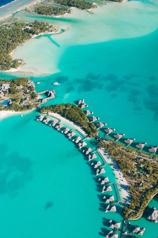Bora Bora Bora Bora guigaamartins - Shutterstock.com 