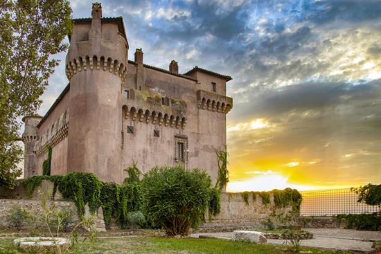 Santa Marinella Castello di Santa Severa stock.adobe.com 