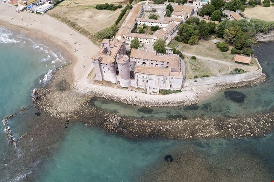 Santa Marinella Castello di Santa Severa stock.adobe.com 