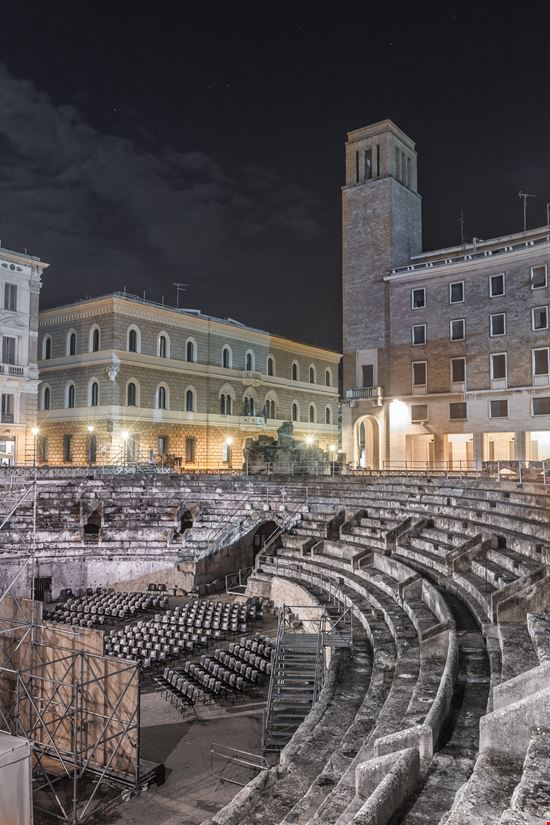 Lecce Anfiteatro romano  stock.adobe.com 