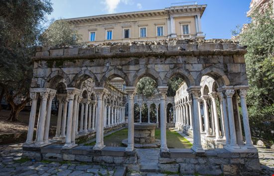 La Casa di Colombo La Casa di Colombo faber1893 / Shutterstock.com 