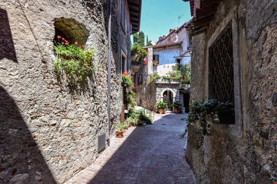 Tremosine Centro Storico stock.adobe.com 