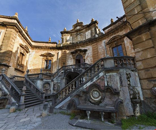 Villa Palagonia Villa Palagonia Angelo Giampiccolo - Shutterstock.com 