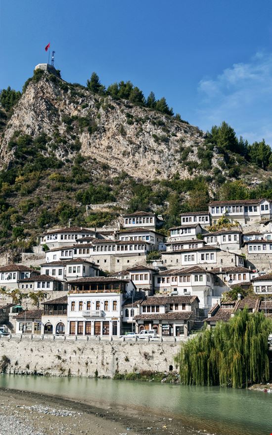 Berat Berat Shutterstock.com 