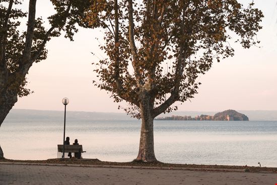 Isola Bisentina L'isoletta del Lago di Bolsena Andrea Colarieti - Shutterstock.com 