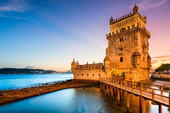 Torre di Bèlem Torre di Bèlem Sean Pavone - Shutterstock.com 