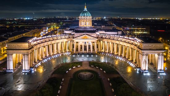 Cattedrale di Kazan Cattedrale di Kazan lestnica - Shutterstock.com 
