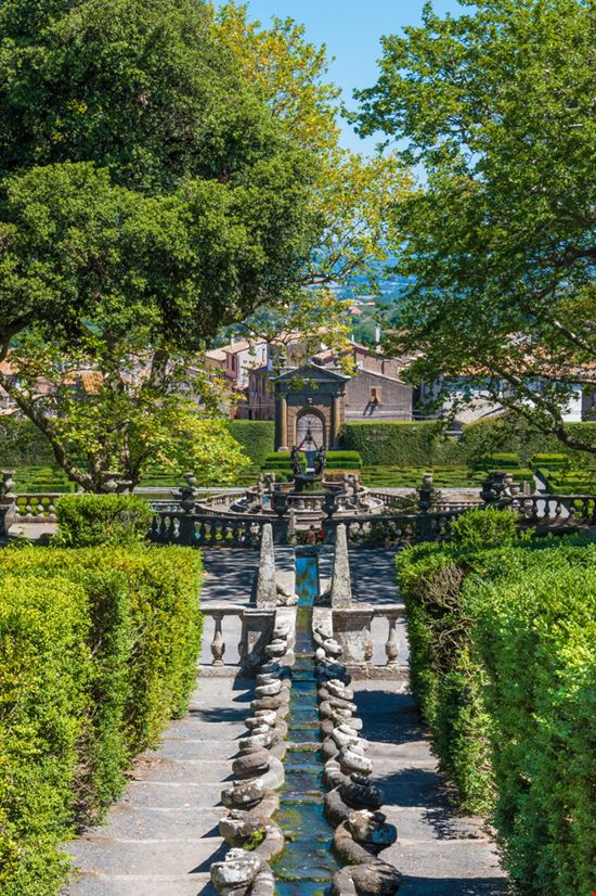 Villa Lante  Villa Lante  ValerioMei / Shutterstock.com 