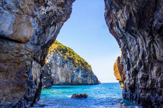 Spiaggia dell'Arcomagno Spiaggia dell'Arcomagno vins_m - Istockphoto.com 