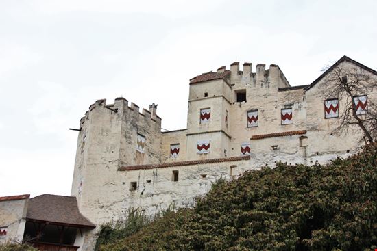Sluderno Castel Coira Valenti Renzo - Shutterstock.com 
