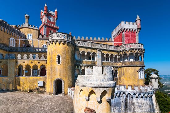 Sintra Palacio de Pena cge2010 - Shutterstock.com 