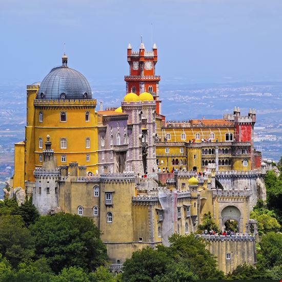 Sintra Palacio de Pena Karol Kozlowski - Shutterstock.com 