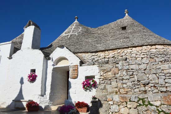 Trulli Siamesi Trulli Siamesi Sergio Monti Photography / Shutterstock.com 