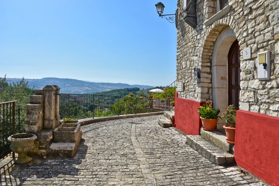 Pietrelcina Pietrelcina Giambattista Lazazzera - Shutterstock.com 