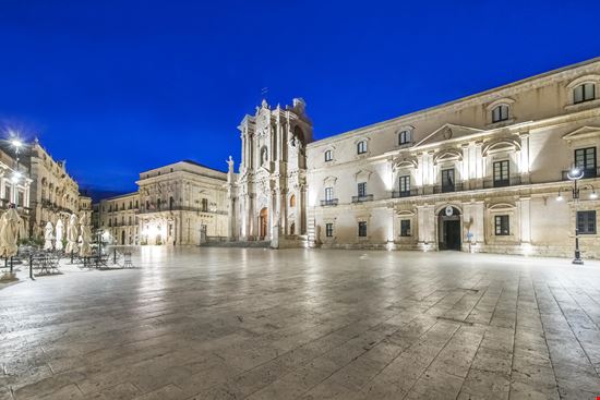 Square Duomo Siracusa stock.adobe.com 
