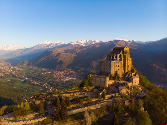 Sacra di San Michele La Mont Saint Michel italiana stock.adobe.com.com 