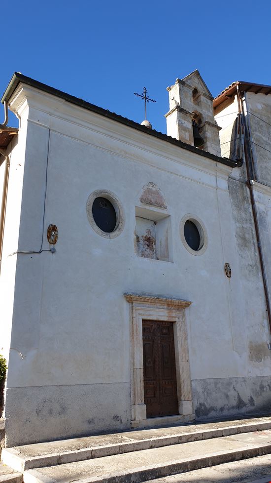 Prata d'Ansidonia Il borgo di Tussio "File:Tussio (Prata d'Ansidonia - AQ) 09.jpg" by Pietro is licensed under CC BY-SA 4.0 
