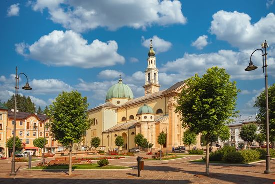 Asiago Asiago Ekaterina Polischuk - Shutterstock.com 