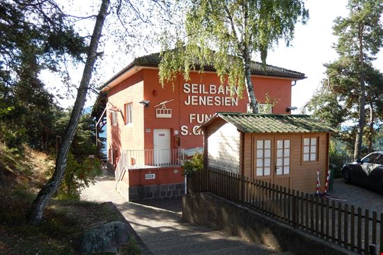 San Genesio Atesino A due passi da Bolzano "File:Seilbahn Jenesien Bergstation.jpg" by Gerd Fahrenhorst is licensed under CC BY 3.0 