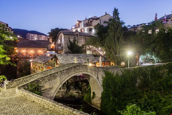 Mostar Ponte Vecchio stock.adobe.com 
