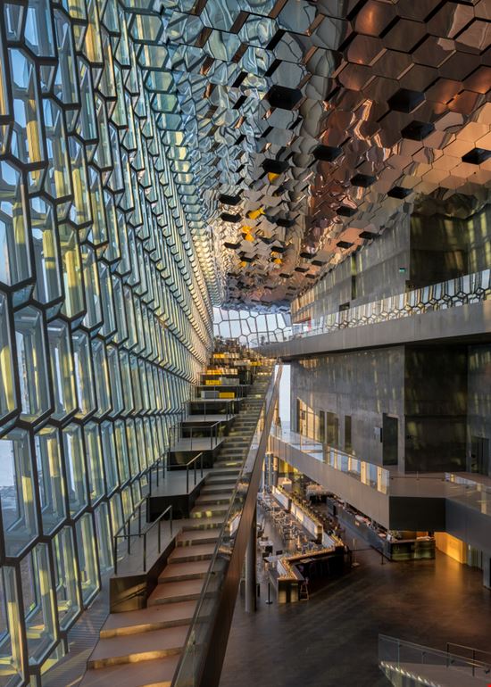 Centro Harpa Centro Harpa Nagel Photography / Shutterstock.com 