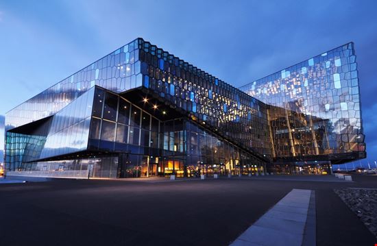 Centro Harpa Centro Harpa Lyciz Mill / Shutterstock.com 