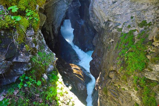 Cascate di Stanghe Cascate di Stanghe Sergio Monti Photography - Shutterstock.com Sergio Monti Photography